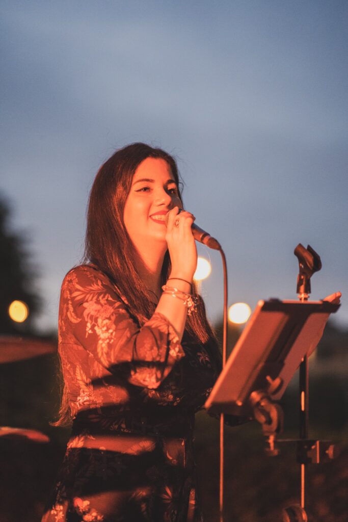 Lezioni di Canto Moderno Milano | Vocal Coach Milano | Federica Nuzzi